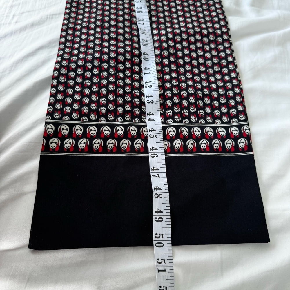 Silk Panda Print Scarf – 🐼 Sun Kyung Sa -Black, White & Red - Picture 2 of 7